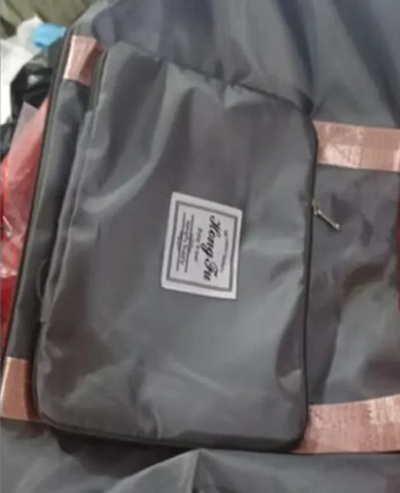 Portable Sports Shoulder Bag with Dry and Wet Separation